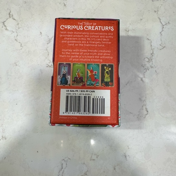 The Tarot of Curious Creatures Deck - Picture 5 of 6